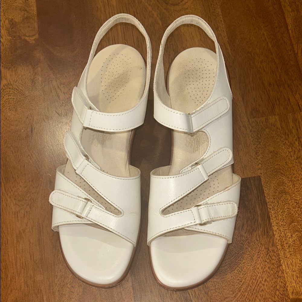 SAS Tabby #9 Women's white Triple Strap Sandals